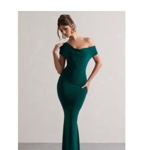 Club L London Green Off-Shoulder Bodycon Dress
